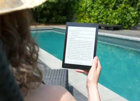 Guide complet de l’analyse comparative des marques et des produits de piscines : hors sol, en kit, en béton et en acier