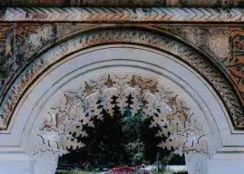 Créez une ambiance chaleureuse dès l’entrée avec ces idées de décoration